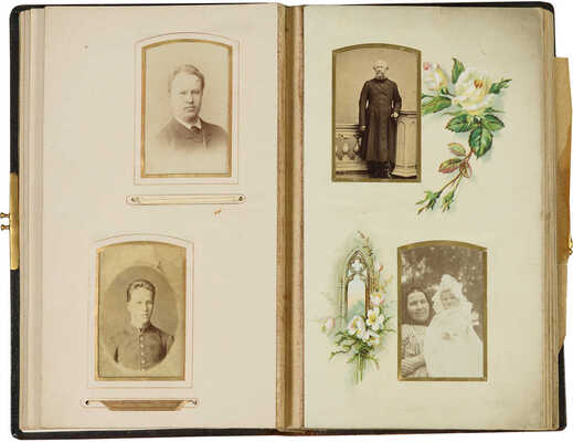 Неизвестный фотограф. Семейный альбом фотографий из архива художника Анатолия Алексеевича Толоконникова
